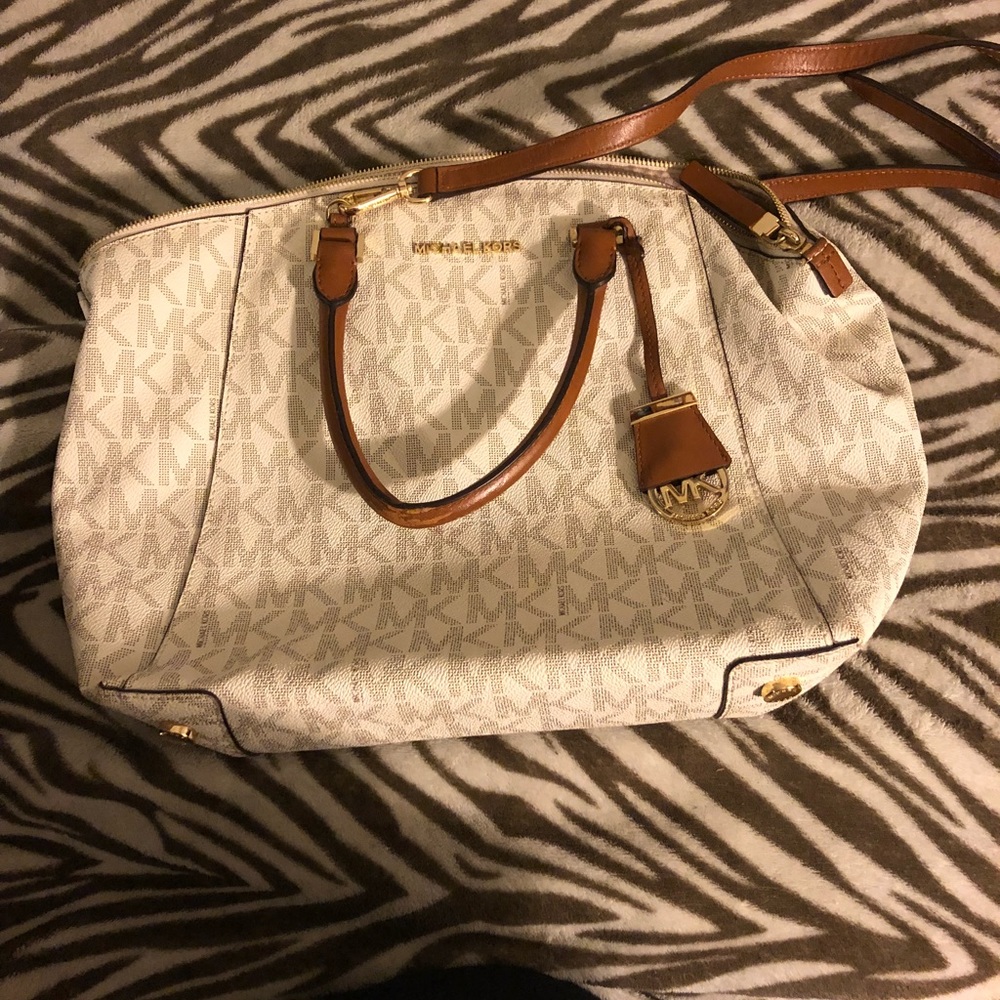 Michael Kors purse
